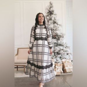 Dainty Jewells Window to Winter dress